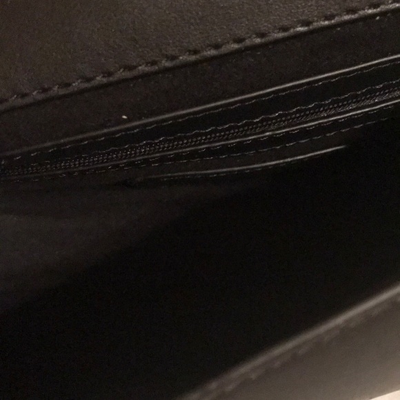 Steve Madden Convertible Bag - Picture 6 of 8